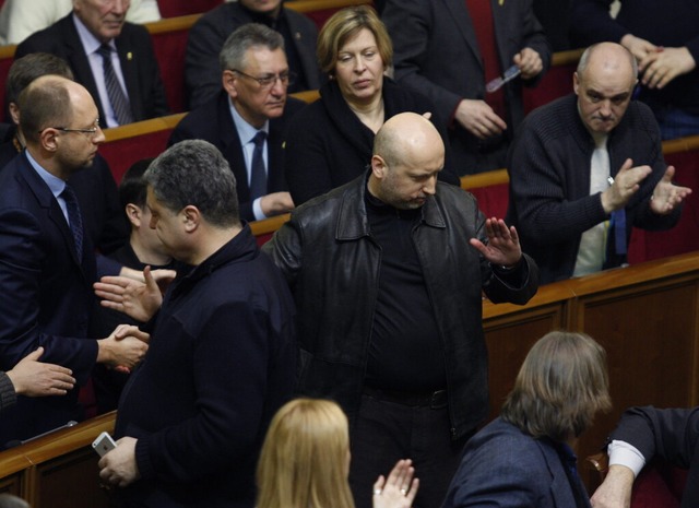 Neu gewhlter Parlamentsprsident ist ...erten Ex-Regierungschefin Timoschenko.  | Foto: dpa