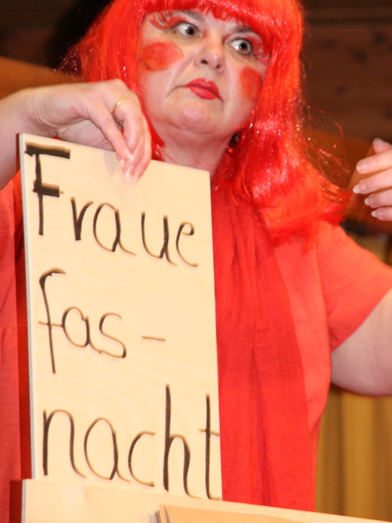 Bilder von der Frauenfasnacht in Grwihl