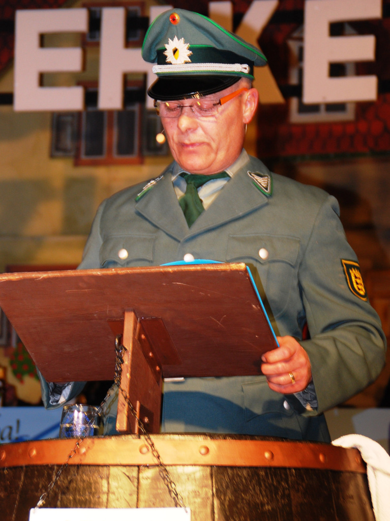 Gendarm Klaus Ziegler in de Btt