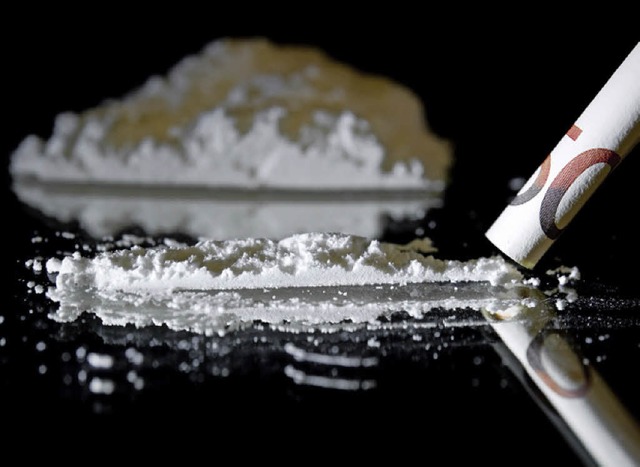 1,5 Kilogramm Kokain hatte der Polizist im Spind.   | Foto: dpa