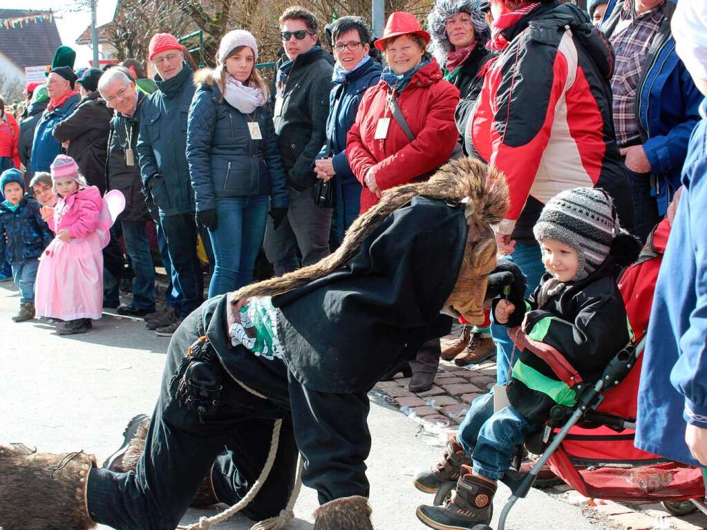 Der Fuhrmannstag zieht Tausende von Narren an.