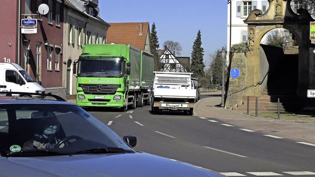 Die B3 von  Norden bis zur Ortsmitte i...teste Straenabschnitt in Schliengen.   | Foto: Dorothee Philipp