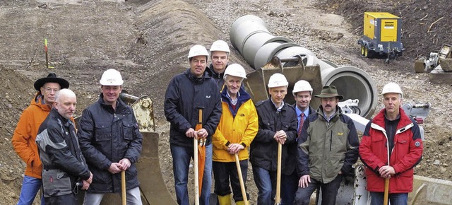 Beim &#8222;Spatenstich&#8220; am Stau... wurden brigens in Leipzig gefertigt.  | Foto: jutta schtz