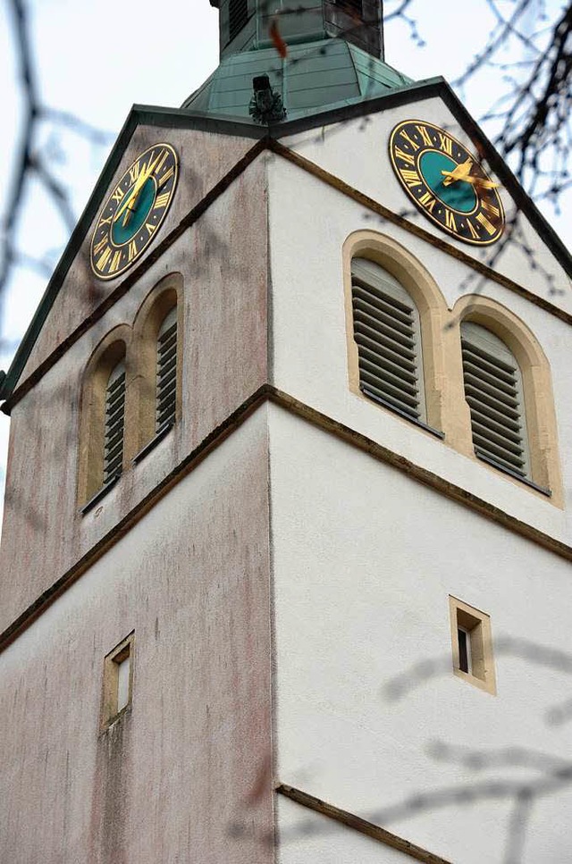 Im Turm der Pfarrkirche St. Bartholom...knftig auch evangelische Glockentne.  | Foto: michael krug