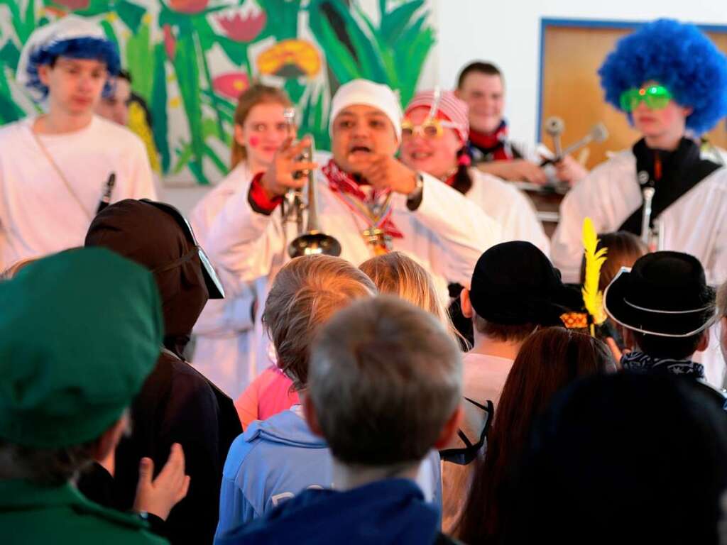 Impressionen vom Schutzige Dunnschtig in Grenzach und Wyhlen