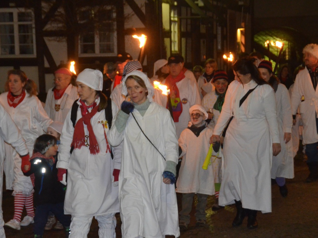 Mit einem Fackelumzug ging’s auf den Marktplatz. Mit einem Fackelumzug ging’s auf den Marktplatz.