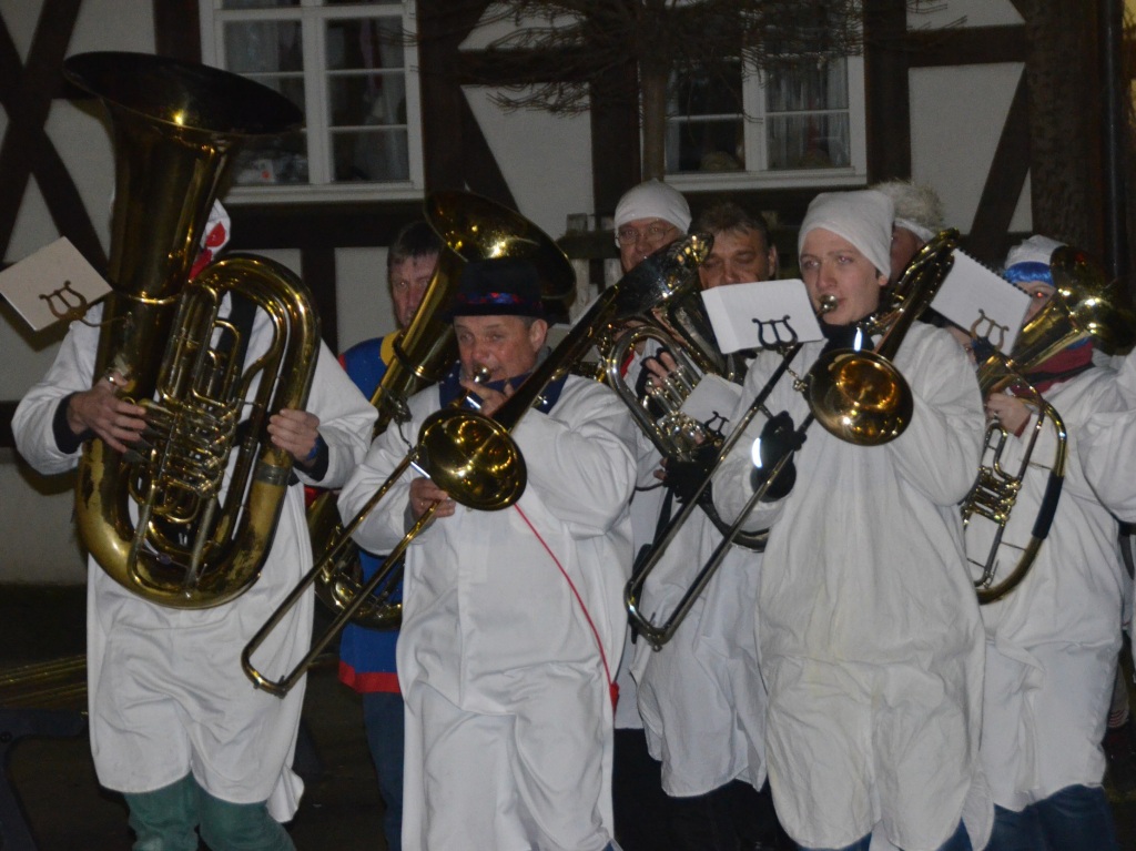 Die Stadtmusik spielte den Narrenmarsch. Die Stadtmusik spielte den Narrenmarsch.