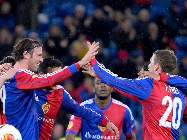 So feiert der FC Basel.  | Foto: AFP