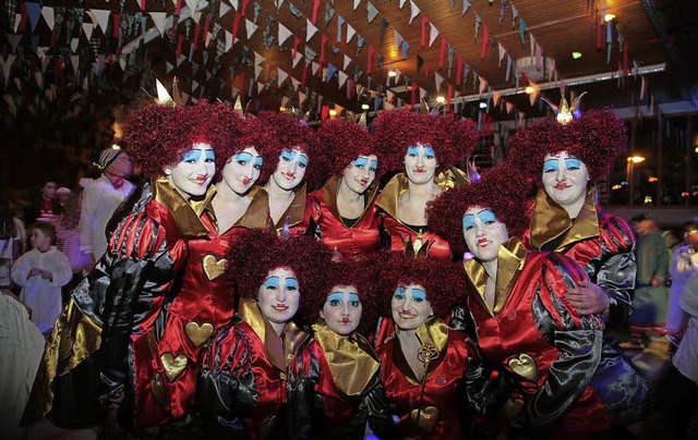 Die Herzdamen und die Schnheiten unte...) wurden Sieger beim Preismaskenball.   | Foto: sandra decoux-kone