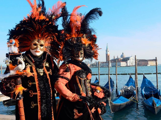 Fest der Masken und Kostme: veneziani...ergrund die Insel San Giorgio Maggiore  | Foto: Andrea Merola