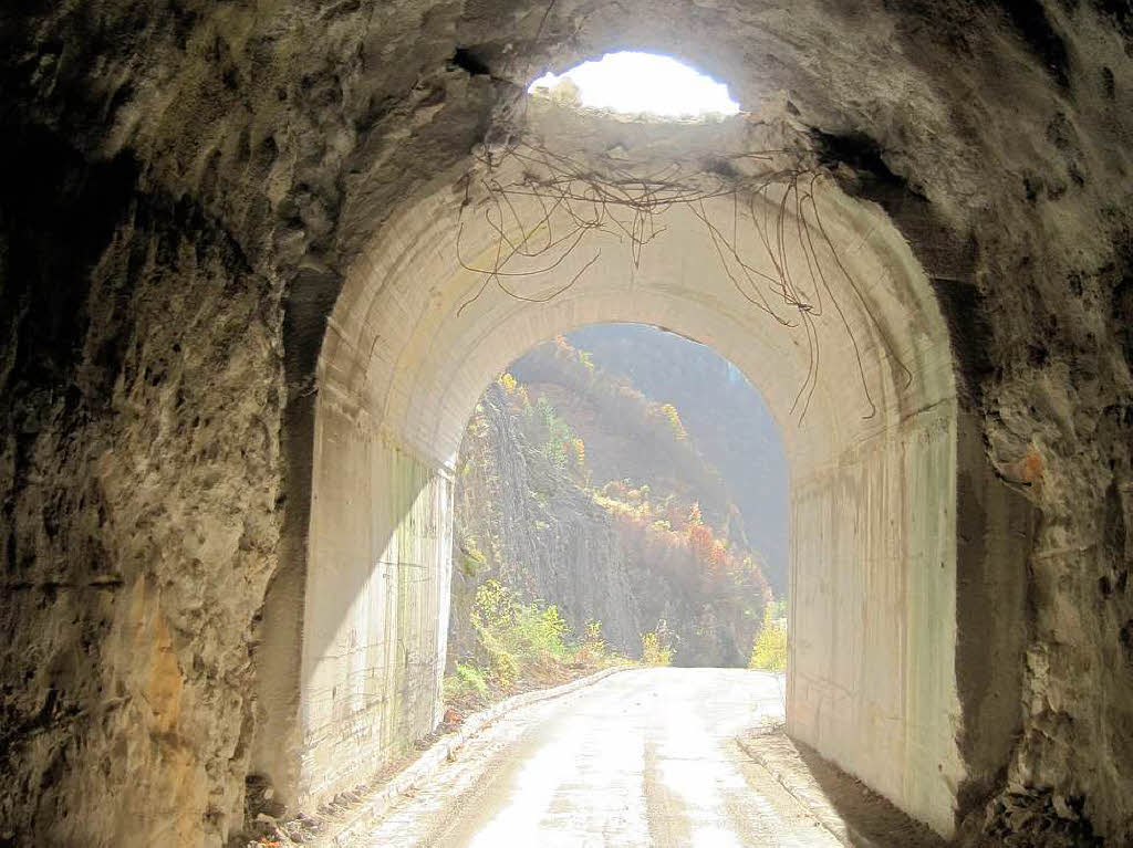 Tunnel beim Drina-Stausee in Bosnien