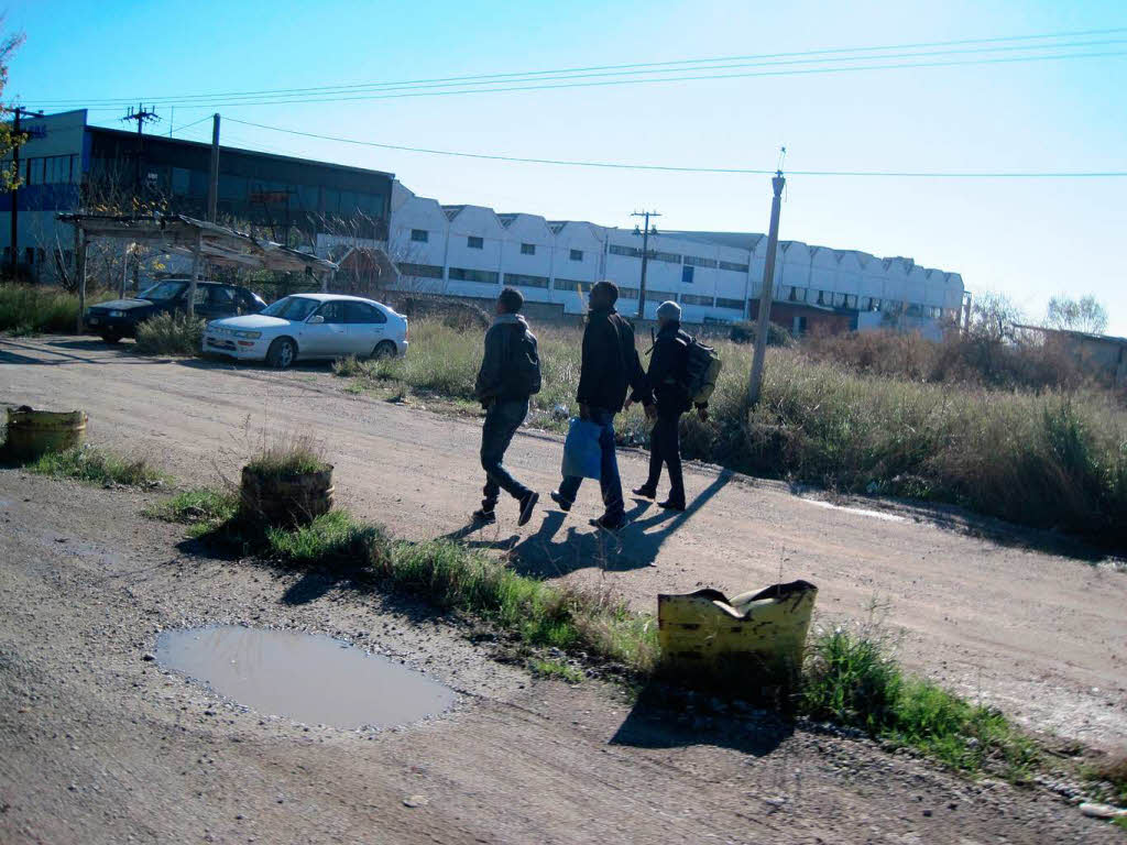 Afrikanische  Flchtlinge in Thessaloniki, die einen Weg nach Mitteleuropa suchen.