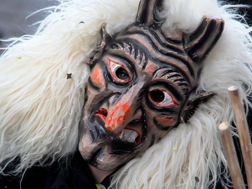 Buntes Treiben in der Kurstadt: der Bad Krozinger Fasnet-Umzug 2014