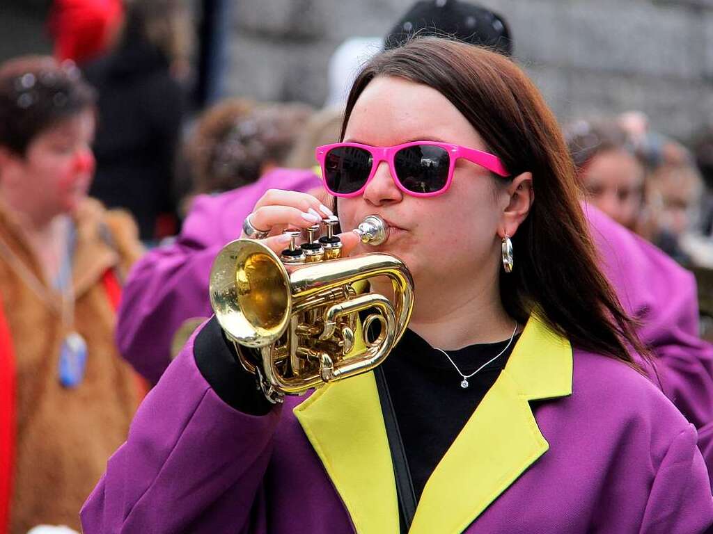 Buntes Treiben in der Kurstadt: der Bad Krozinger Fasnet-Umzug 2014