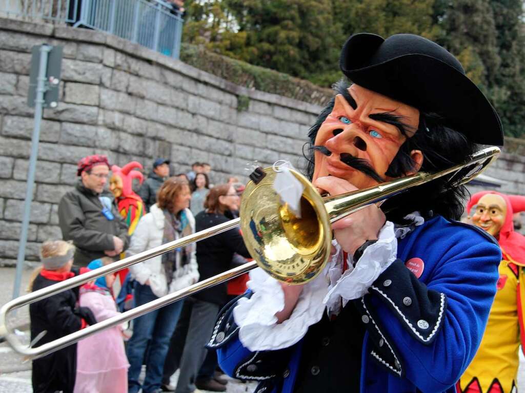 Buntes Treiben in der Kurstadt: der Bad Krozinger Fasnet-Umzug 2014