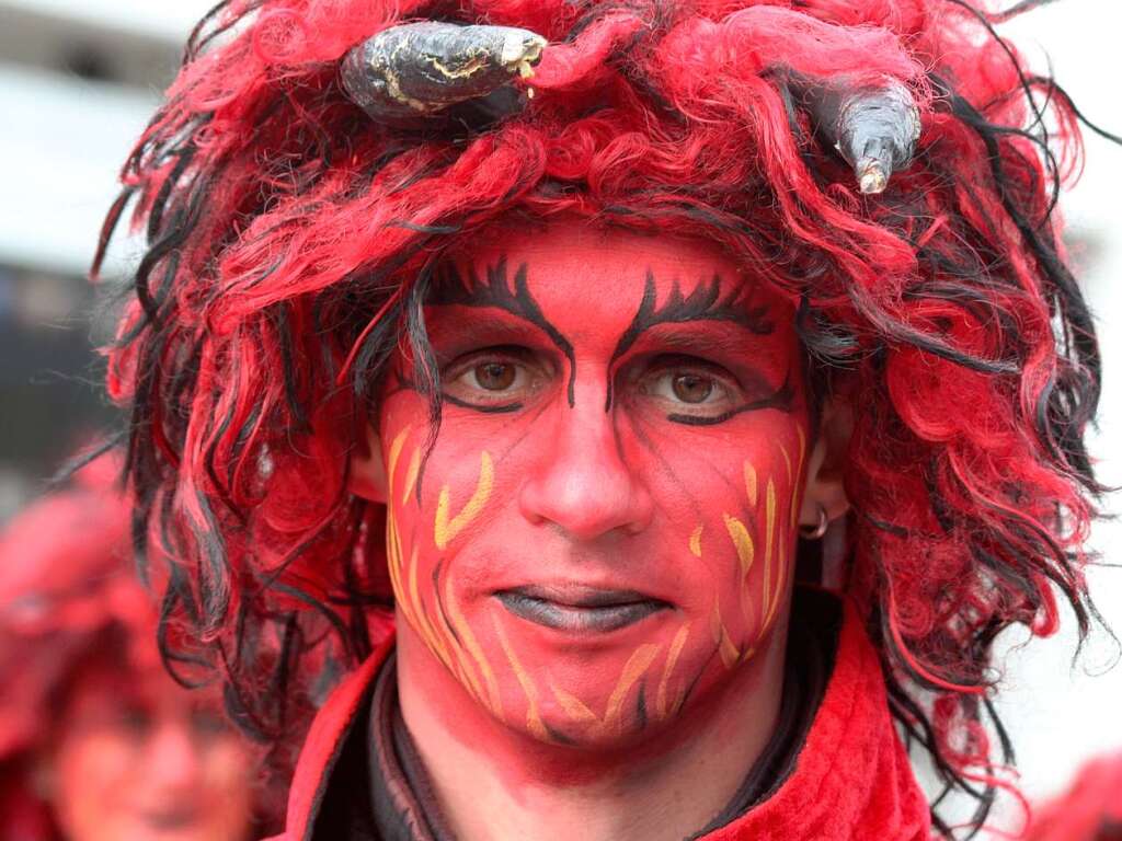 Buntes Treiben in der Kurstadt: der Bad Krozinger Fasnet-Umzug 2014