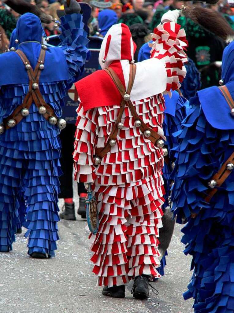 Buntes Treiben in der Kurstadt: der Bad Krozinger Fasnet-Umzug 2014