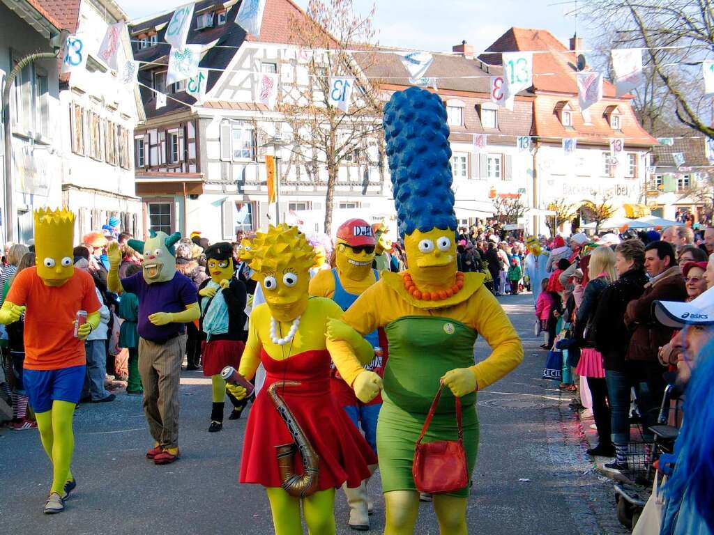 Umzug in Riegel: Die Simpsons prsentieren das neue Konfettiverbot in Wyhl