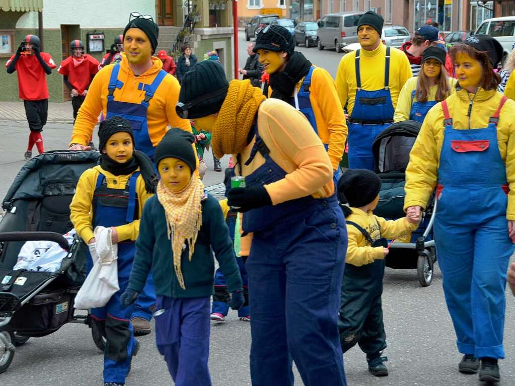 Viel Fantasie und Kreativitt bewiesen die nrrischen Gruppen beim Kinderumzug. Auch die Zuschauer hatten ihren Spa.