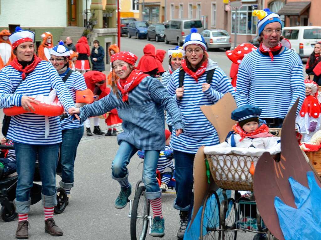 Viel Fantasie und Kreativitt bewiesen die nrrischen Gruppen beim Kinderumzug. Auch die Zuschauer hatten ihren Spa.