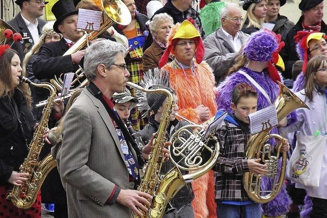 Gste gehen auf kulinarische Tour