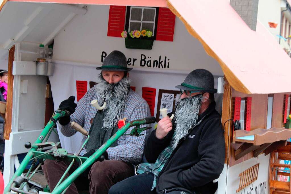 Beim Fasnachtsumzug in Zell kamen die Zuschauer aus dem Staunen nicht heraus