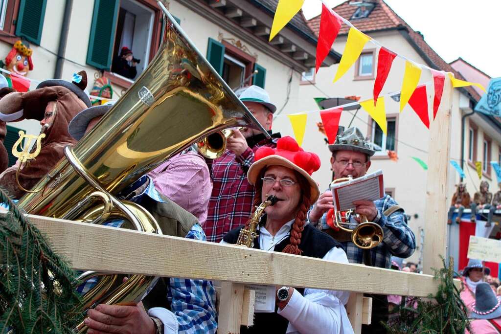 Beim Fasnachtsumzug in Zell kamen die Zuschauer aus dem Staunen nicht heraus