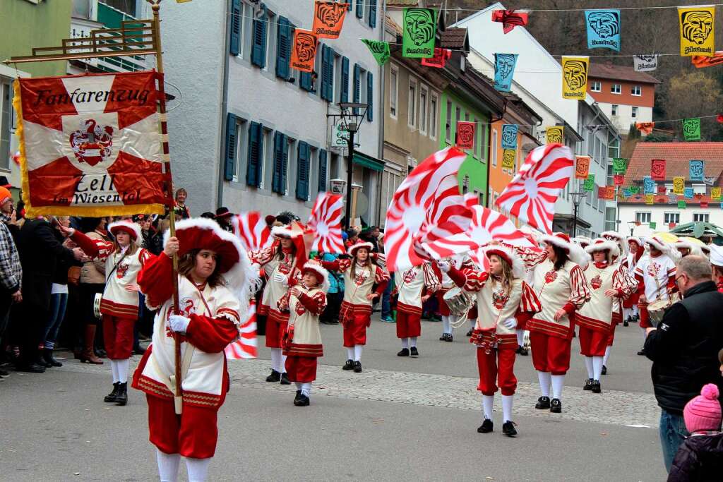 Beim Fasnachtsumzug in Zell kamen die Zuschauer aus dem Staunen nicht heraus