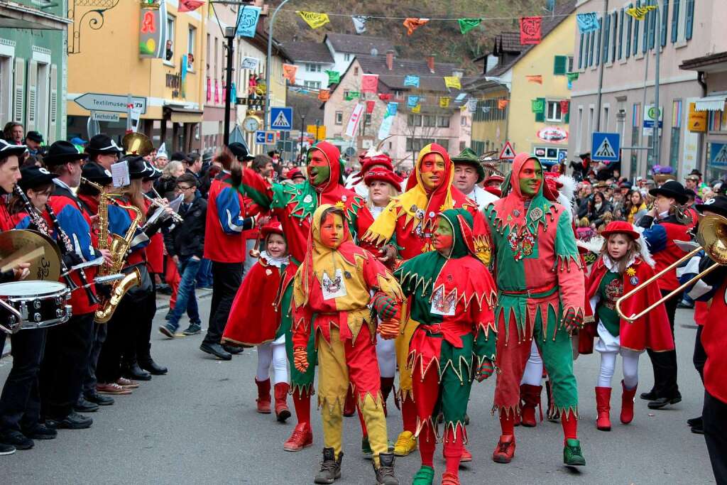 Beim Fasnachtsumzug in Zell kamen die Zuschauer aus dem Staunen nicht heraus