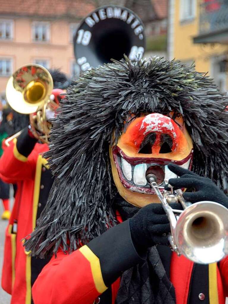 Umzug am Fasnetmendig in Neustadt