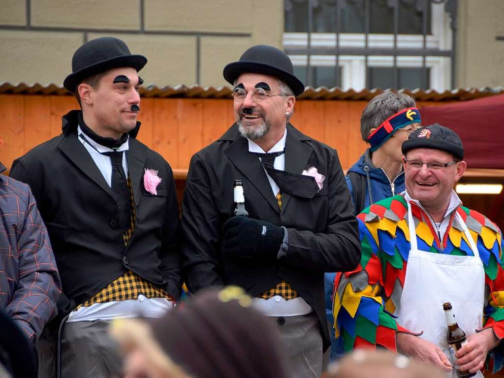 Umzug am Fasnetmendig in Neustadt