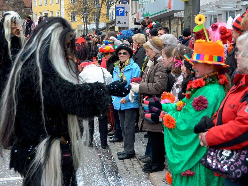 Umzug am Fasnetmendig in Neustadt