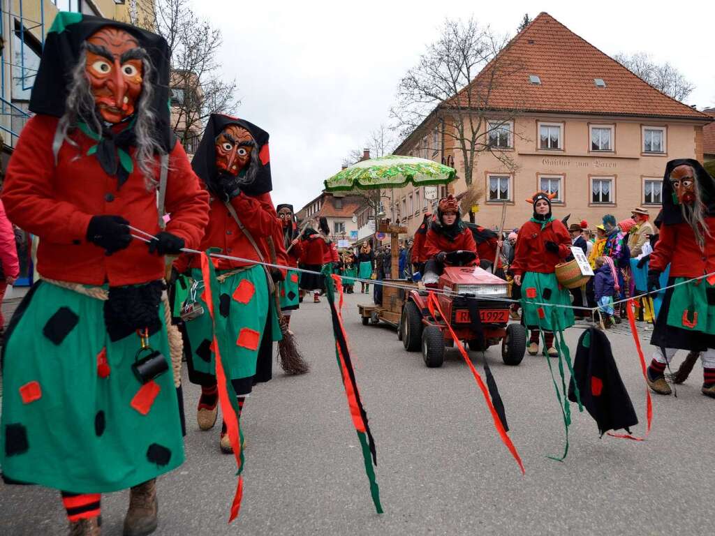 Umzug am Fasnetmendig in Neustadt