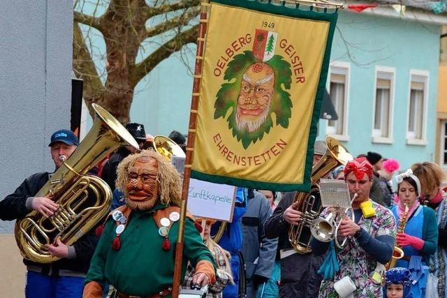 Fotos: Rosenmontagsumzug in Ehrenkirchen