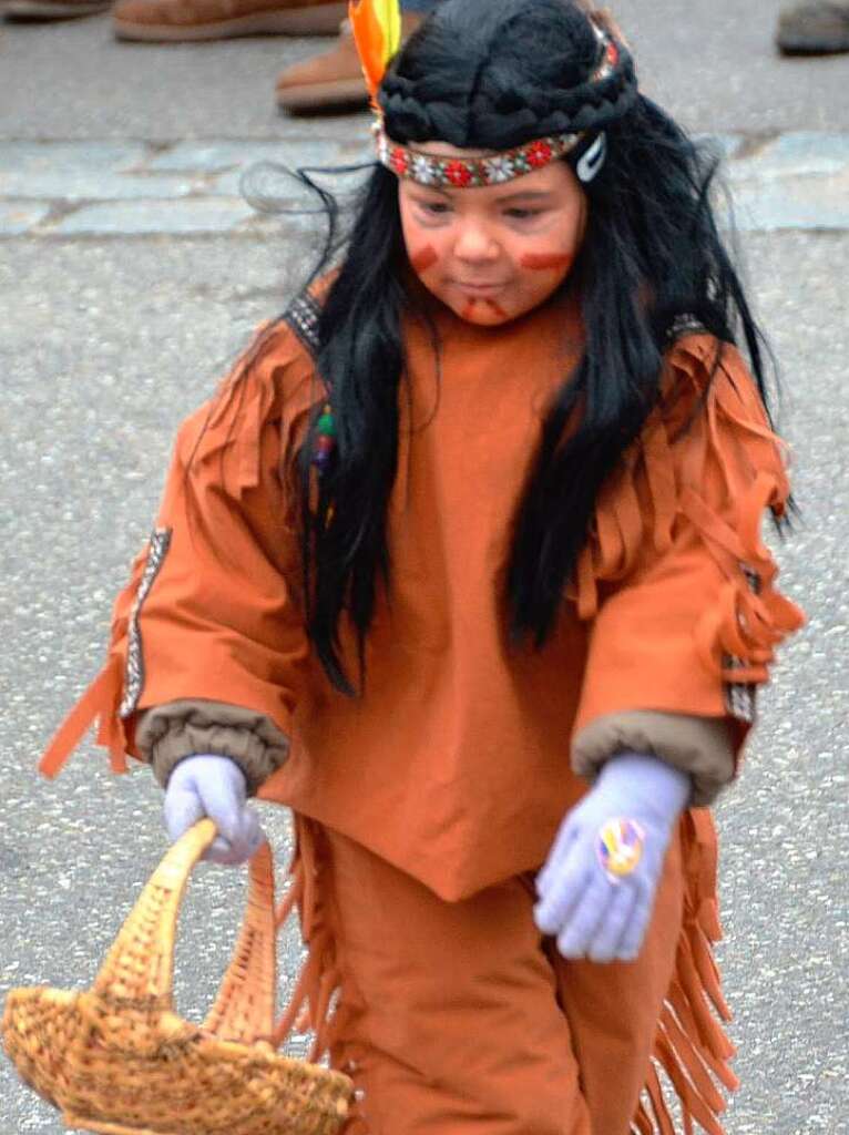 Kleiner Indianer des Trachtenvereins