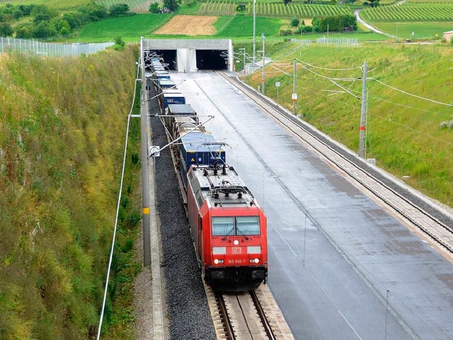Wenn die alte Strecke saniert wird, mu... den Katzenbergtunnel geleitet werden.  | Foto: Langelott