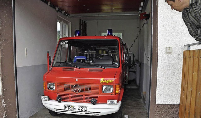 Es reicht gerade fr das Feuerwehrauto in der Garage in Langenordnach   | Foto: Feuerwehr