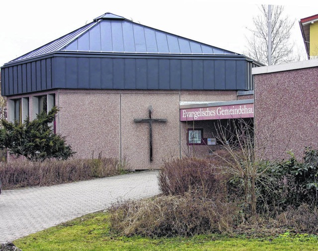 Das Evangelische Gemeindehaus neben de...Gemeindezentrum fr die Protestanten.   | Foto: Gnter Vollmer