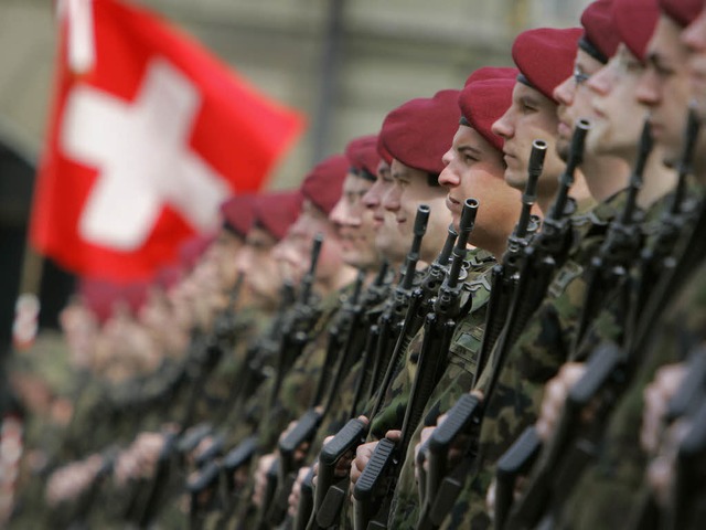 Die Schweizer Armee verfgt ber Przi...auch in Krisenlnder geliefert werden.  | Foto: FABRICE COFFRINI