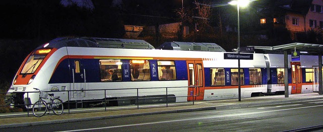 Wenn die Mnstertalbahn bis zum Endbah...gung im Tal gar nicht so schlecht aus.  | Foto: manfred lange