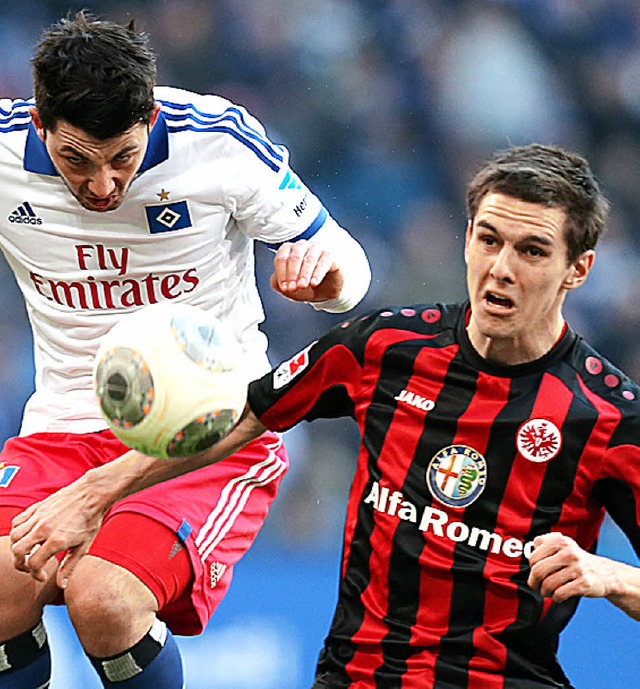 Ziemlich mutlos:  Hakan Calhanoglu (links) und Johannes Flum  | Foto: dpa