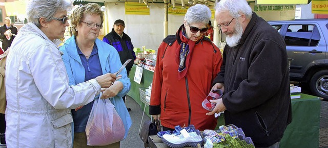 Viel los war beim Hirschmontagsmarkt in Lenzkirch  | Foto: Manfred G. Haderer