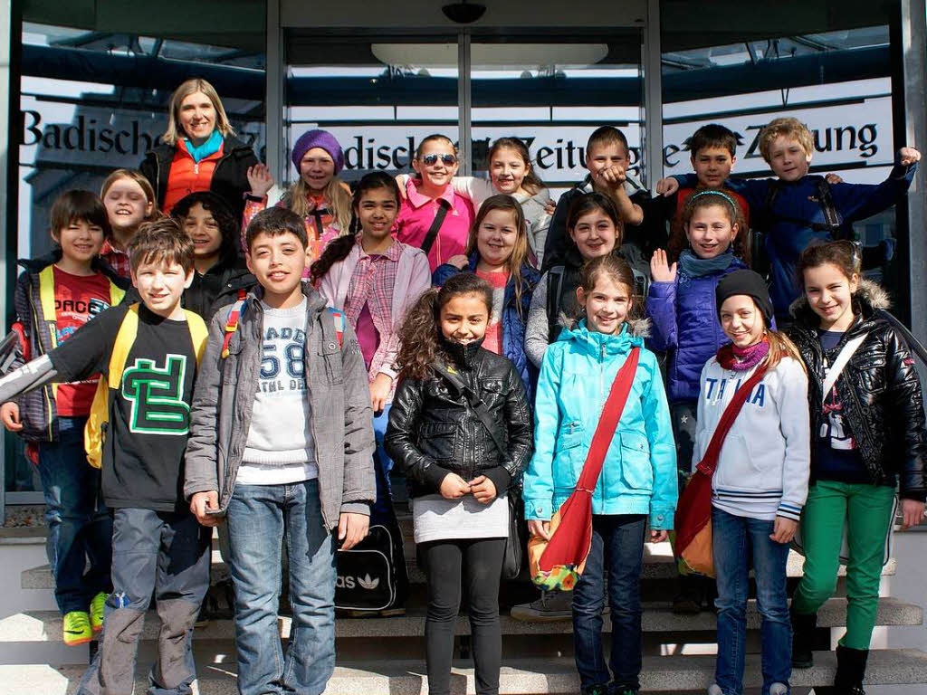 Die Klasse 4a der Clara-Grunwald-Schule Freiburg mit ihrer Lehrerin Daniela Granzin. Die Klasse 4a der Clara-Grunwald-Schule Freiburg mit ihrer Lehrerin Daniela Granzin.