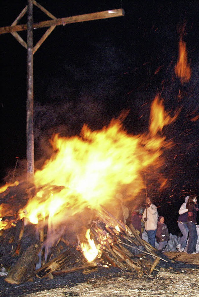 In Gresgen ist es Tradition, ein acht ...len. Hier ein Foto aus dem Jahr 2006.   | Foto: Archiv / Silke Hartenstein