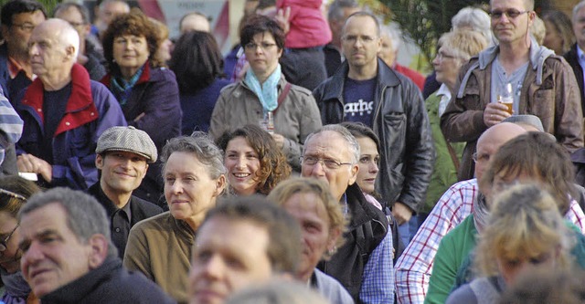 ber 30000 oder knapp 29000 Einwohner?... die Zensus-Zahlen  nicht akzeptieren.  | Foto: Archivfoto: Lauber