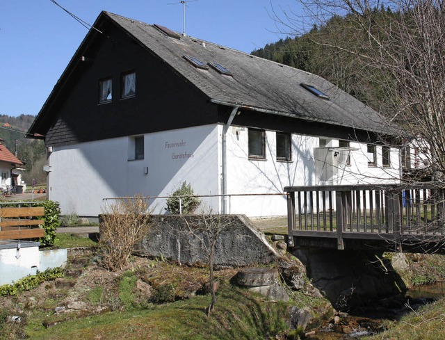 Das frhere Feuerwehrhaus in Wagenstei...m  Dorfgemeinschafts-Verein  genutzt.   | Foto: A. Peikert