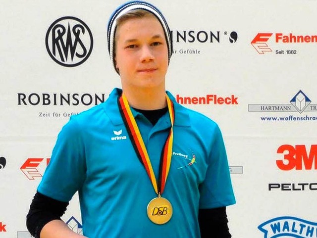 Jakob Schwedes mit der Goldmedaille  | Foto: Anja Schwedes