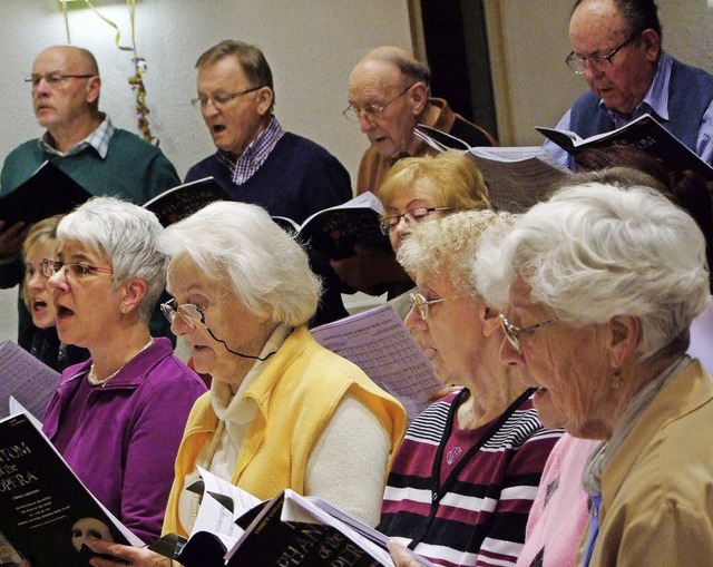 Proben frs Jubilumskonzert: Singgemeinschaft Lrrach   | Foto: Martina David-Wenk