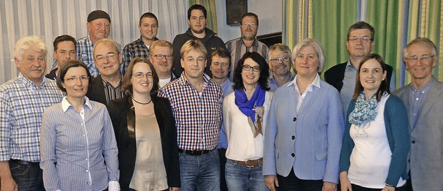 Die CDU-Kandidaten (vordere Reihe v.l....mann. Auf dem Bild fehlt Mario Isele.   | Foto: Juliane Khnemund
