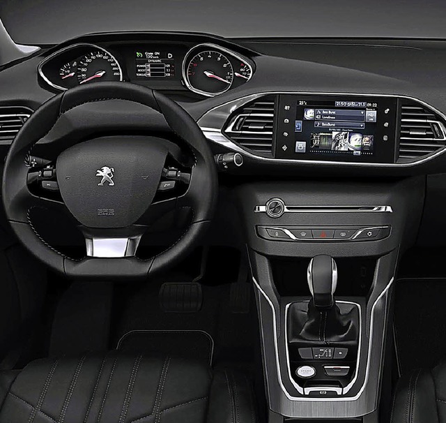 Im Cockpit des Peugeot 308 SW finden sich nur noch wenige Schalter  | Foto: Firmenmaterial BZ